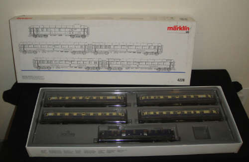 MARKLIN HO 4228 Wagen-Set Rheingold, 5 Ferschnellzug Wagen