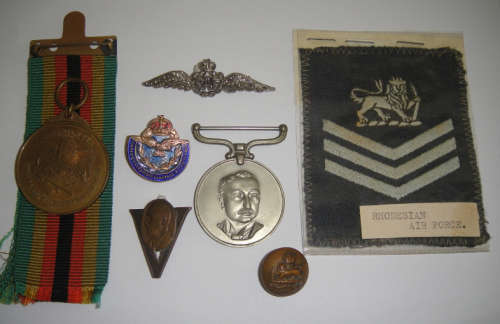 Rhodesia : Medals, Badges and some other items