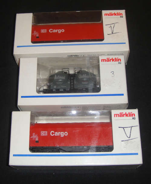 Marklin HO : 2 x 47200 and 1 x 46613 wagons