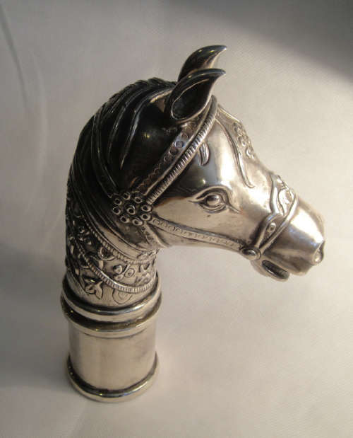 Silver Plate Horse Head Container : A beautiful piece
