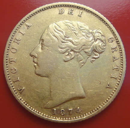 Great Britain: Victorian GOLD HALF SOVEREIGN of 1874