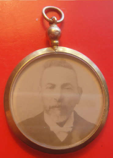 Beautiful Edwardian 9ct GOLD Locket (Circa early 1900s)