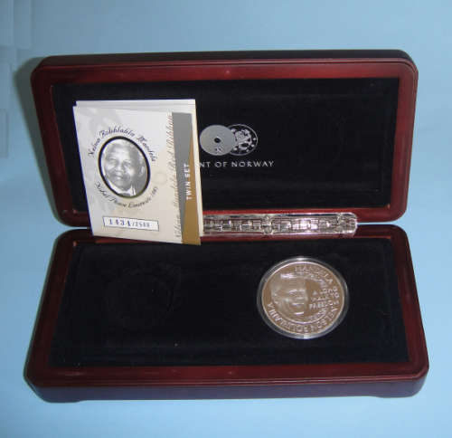 Nelson Mandela Red Ribbon Mint of Norway Set with 1 OZ Sterling Silver Medallion