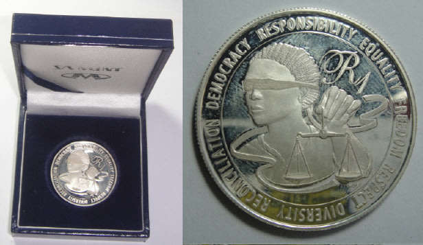 Republic of South Africa : Mandela, Life of a Legend, Proof SILVER R1 of 2016