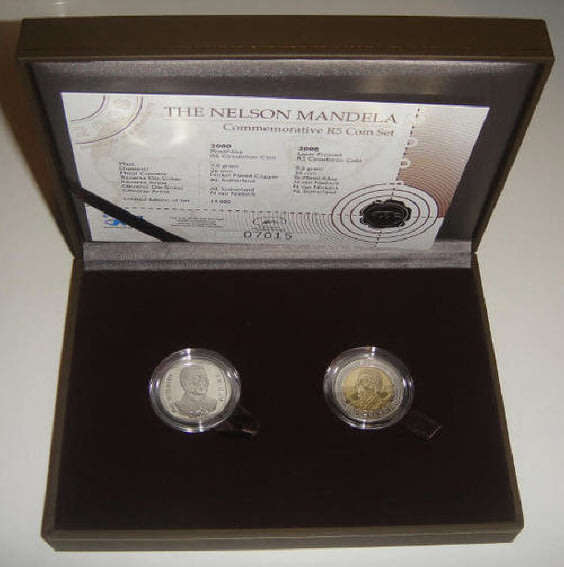 Republic of South Africa: R5 Mandela Set : Proof-like (2000) and Lazer Frosted (2008)