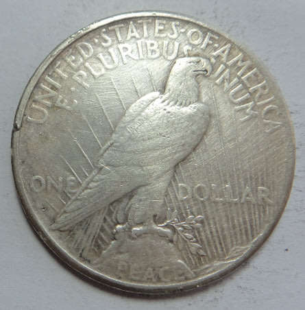 World SILVER CROWN-size Coins: USA Peace Dollar of 1925 (San Francisco)