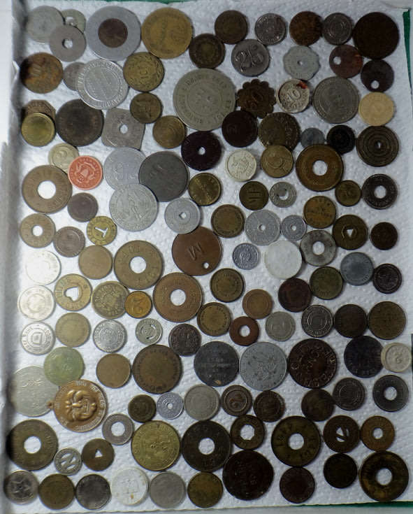 Large Collection of 130+ old Tokens  of the World