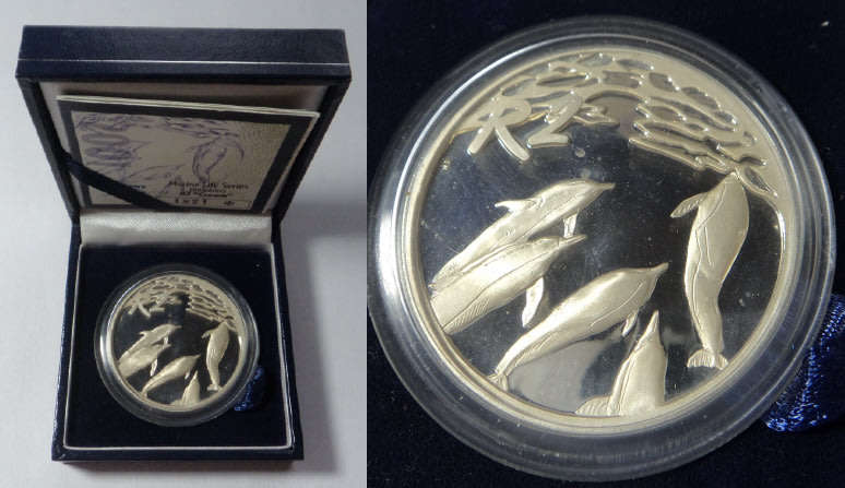 Republic of South Africa: Proof Silver R2 Crown of 2001 (Dolphins)