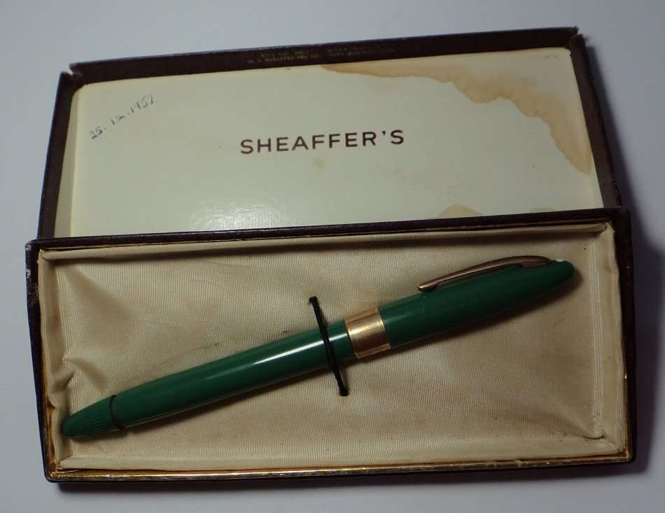 Vintage Sheaffer`s Fountain Pen with 14ct Gold Nib made in the USA