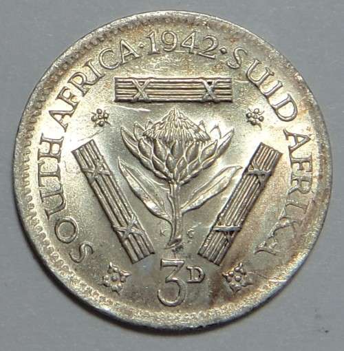 Union of South Africa: Tickey of 1942 (Mint State)