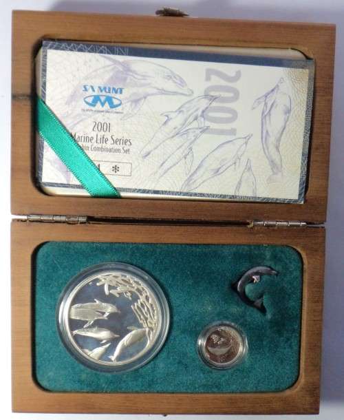 RSA: Twin Silver Proof Set, Tickey & R2 Crown of 2001 (Dolphins)