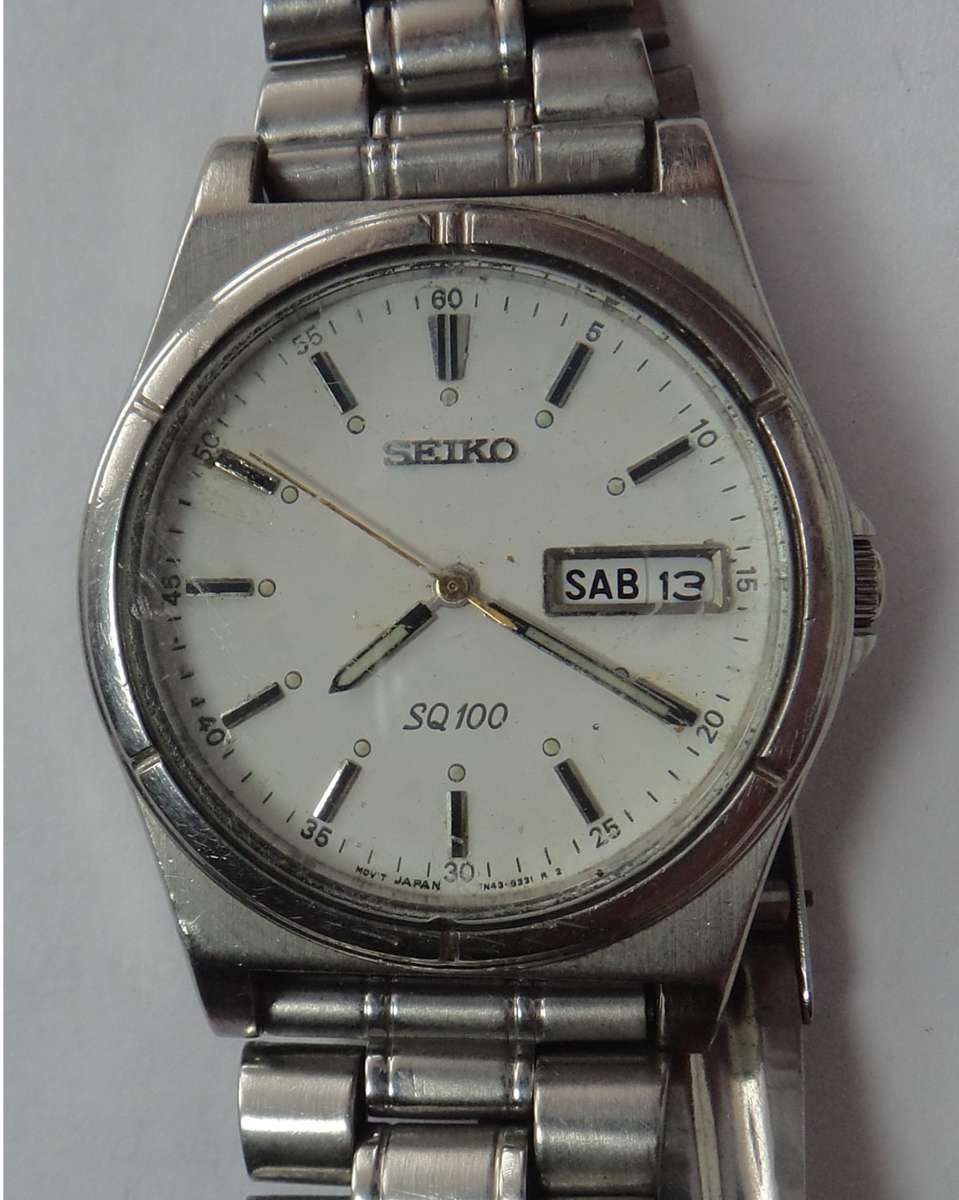 1990 Seiko Quartz Men`s Watch - 5Q100 - (Stainless Steel)