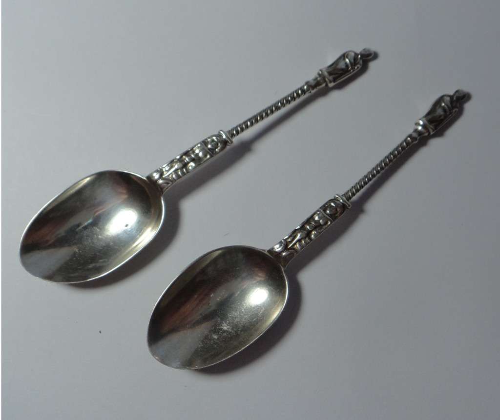 Two Victorian Decorative Sterling Silver Teaspoons (1891)