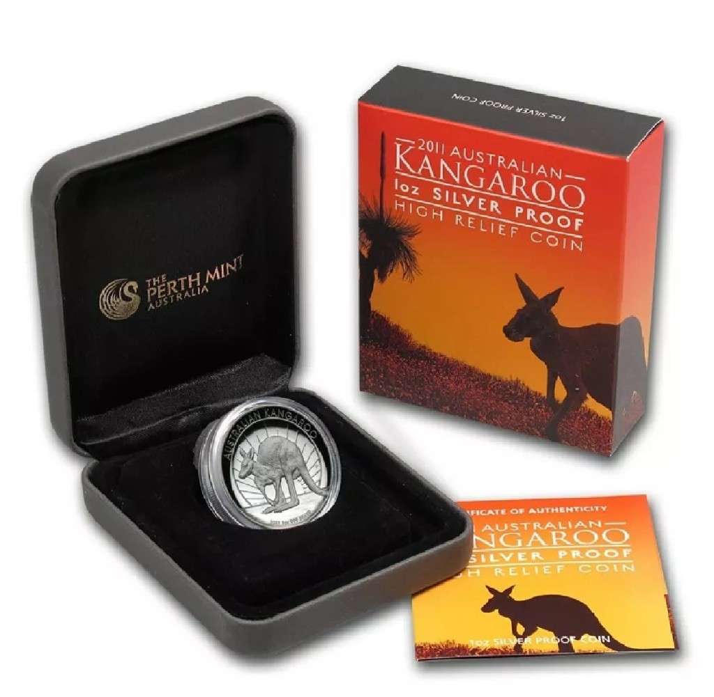 Australia: Silver 1 Ounce Kangaroo 2011: High Relief