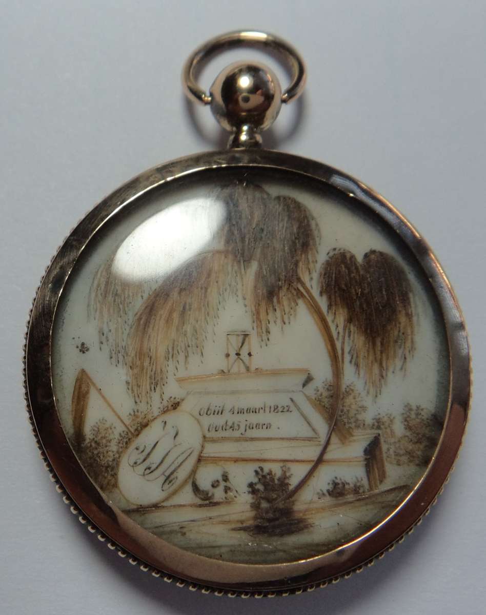 9ct Gold Georgian (1822) Mourning Pendant valued at R45 000