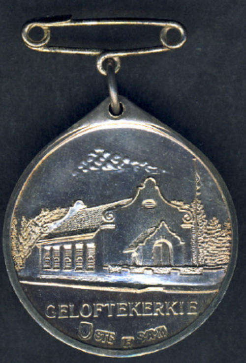GELOFTE KERK Medal issued in STERLING SILVER (Andries Pretorius)