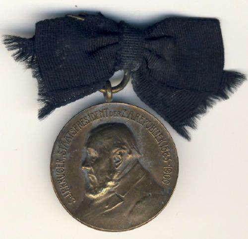 President PAUL KRUGER FUNERAL Medal 1904 (Variety with suspension link and mourning ribbon)
