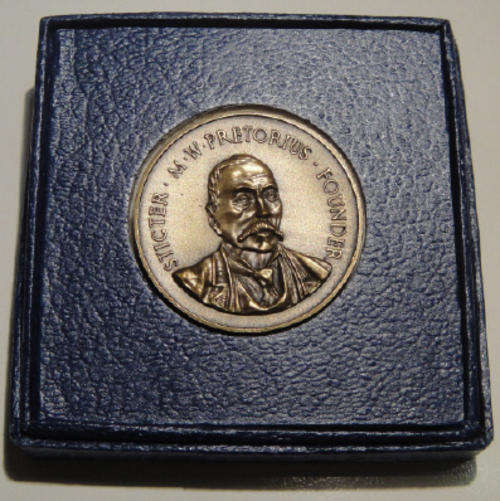 MW Pretorius Medal: First President of the Z.A.R. : Pretoria Centenary (1855-1955).