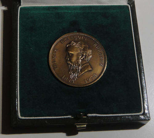 Thomas Francois Burgers ZAR Medallion (1874-1974) struck in Bronze