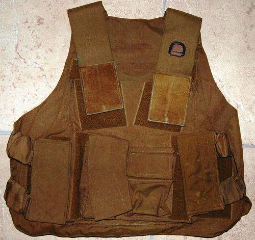 SOUTH AFRICAN ARMY BULLET PROOF COVER. ORIGINAL