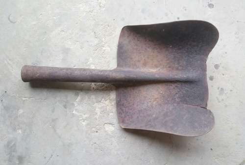 3x Parts of an old steel spade as per photo