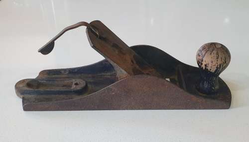 Vintage incomplete no.4 1/2 hand plane for parts, as per photo.