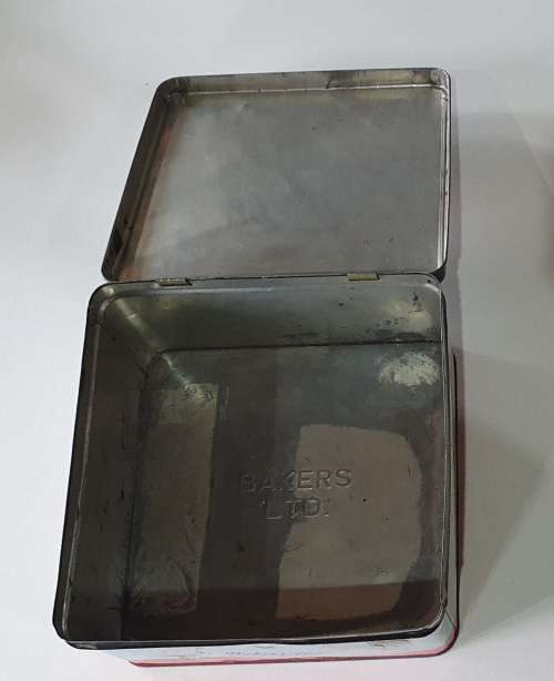 Bakers Ltd 4lbs biscuit tin as per photos