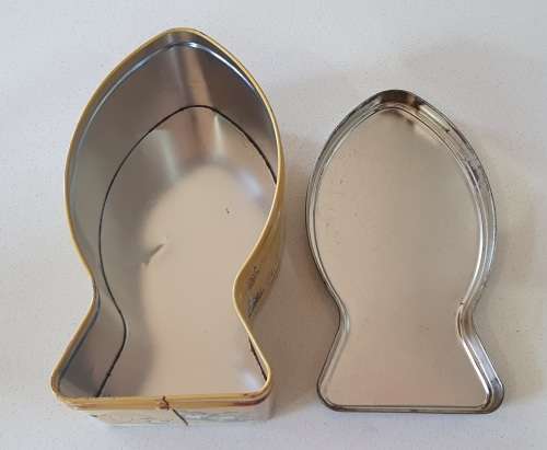 Nibbles fish tin as per photos