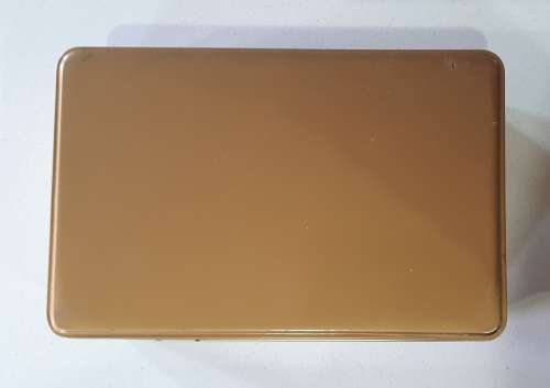 Brown tin as per photos