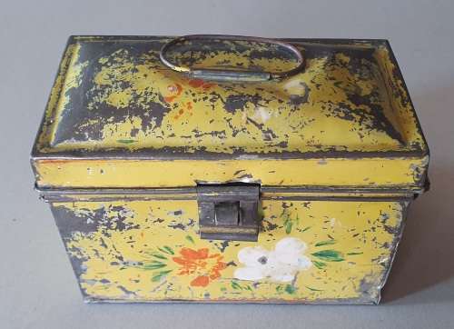 Vintage tin as per photos