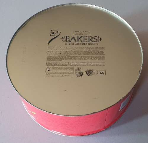 BAKERS tin as per photos