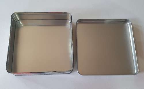 COCA COLA / King pie tin as per photos