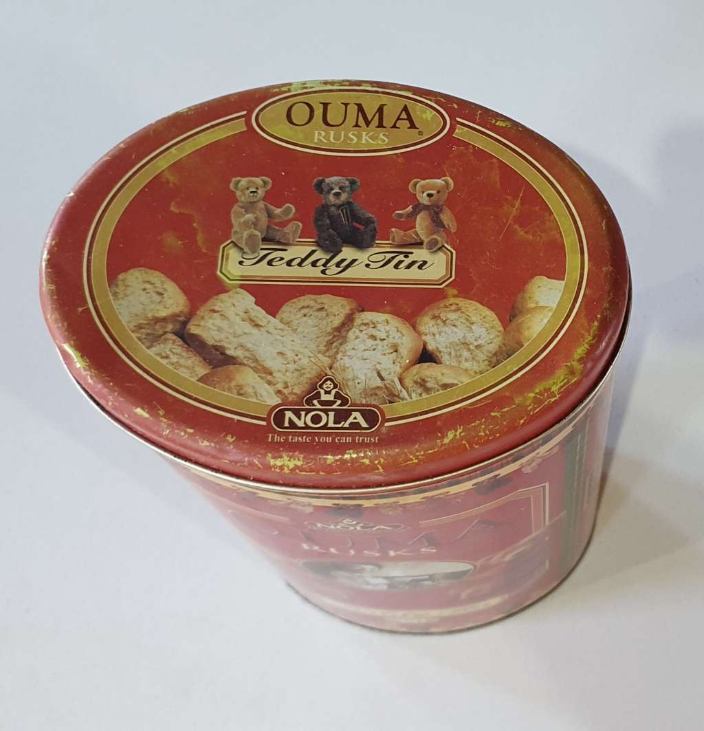 OUMA RUSKS bear tin as per photos