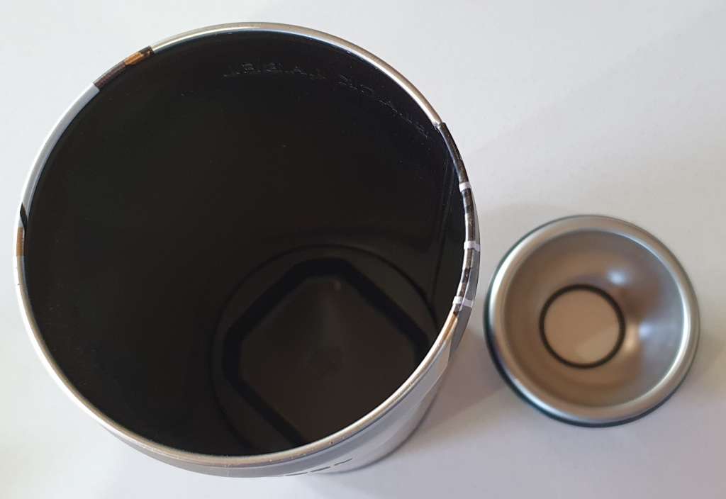 Johnny Walker BLACK LABEL tin as per photos