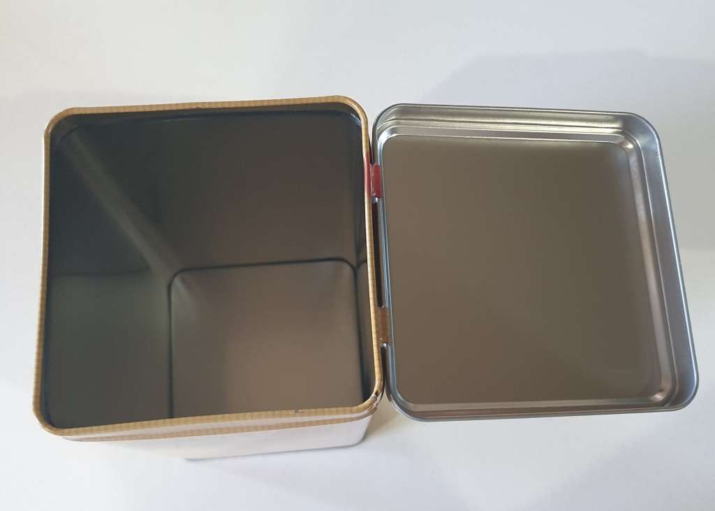 PYOTTS Pro-vita tin as per photos