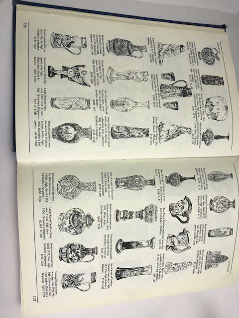 The Lyle official antiques review 1981 - CLEARANCE SALE      (#46)