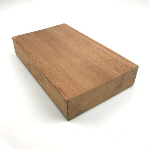 Imbuia Solid offcut 23,4 * 13,9 * 4,4cm - 1,339kg