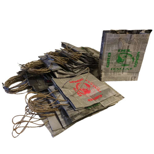 [19 x AVAILABLE] 50 Pack Upcycled Newspaper Gift Bags Handmade in Italy, Small 190x 160x 65mm