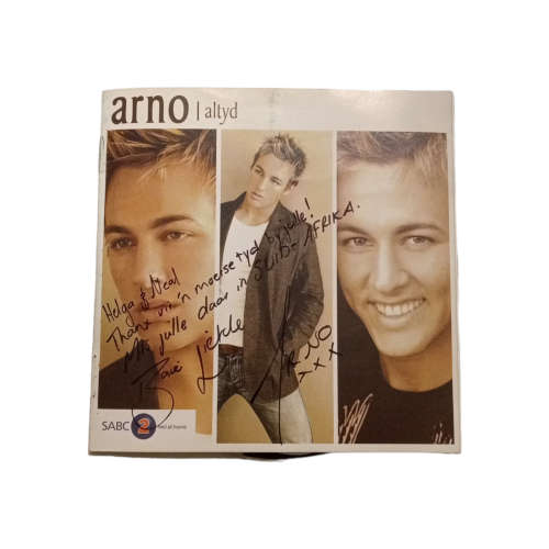 Lot 5 x Local Celebrity SIGNED items: Robbie Wessels, Arno-Altyd, Limpopo, MTN Gladiators