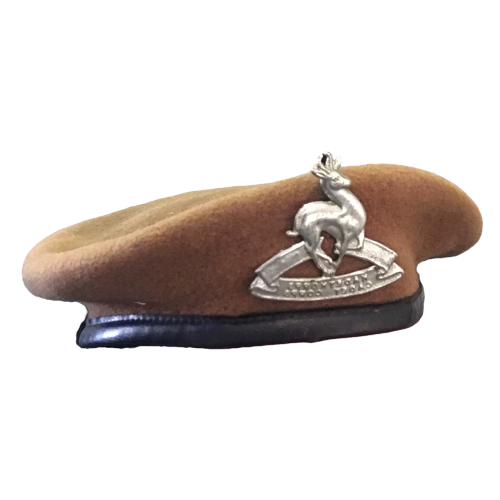 Brown Rifleman(M) 61/82 Beret with South African Army Cadet Corps cap Badge
