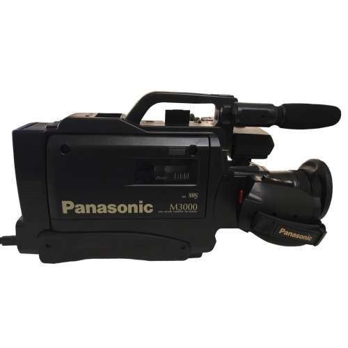 WORKING Panasonic NV-M3000EN VHS Movie Camera, with bag, spare battery and alot of extras(No tapes)