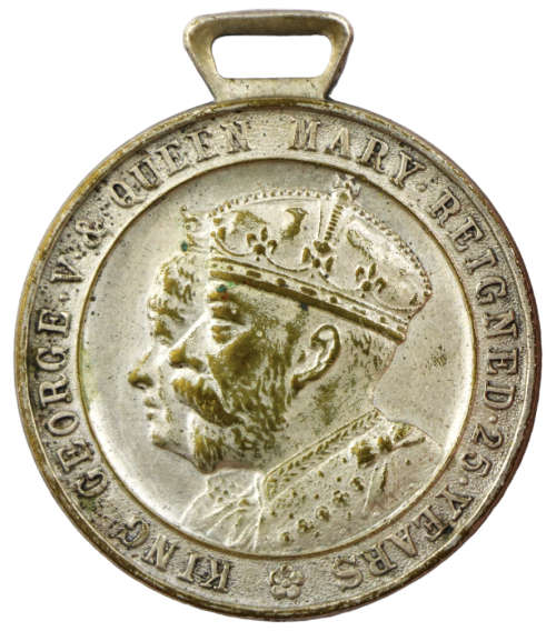 1935 King George V & Queen Mary 25 Years Reigned `Silver` Jubilee Medal, Aluminum metal
