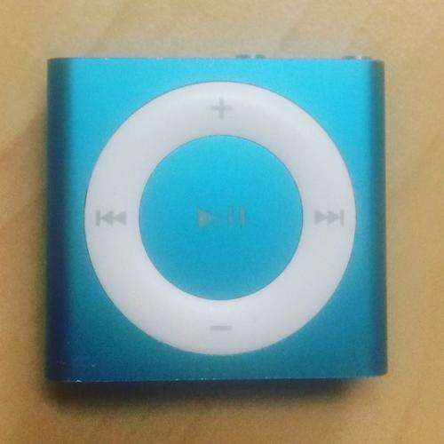 Apple iPod Shuffle 2GB