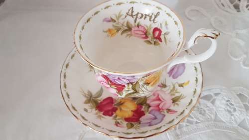 Royal Albert Flower of the Month April Tea Duo