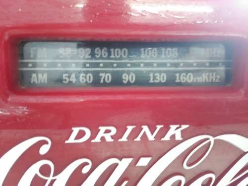COCA-COLA VINTAGE 1990'S RETRO RADIO !!!!