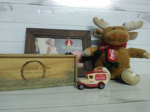 COCA COLA COLLECTIONS ITEMS UP ON AUCTION !!!