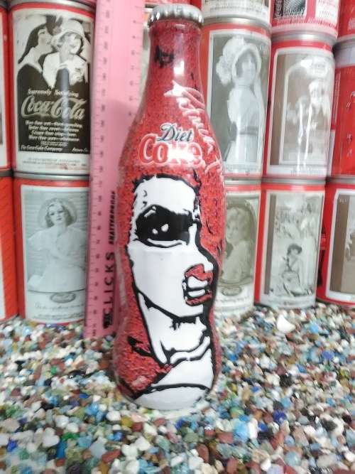 COCA COLA LIMITED EDITION BOTTEL - COLLECTORS ITEM !!