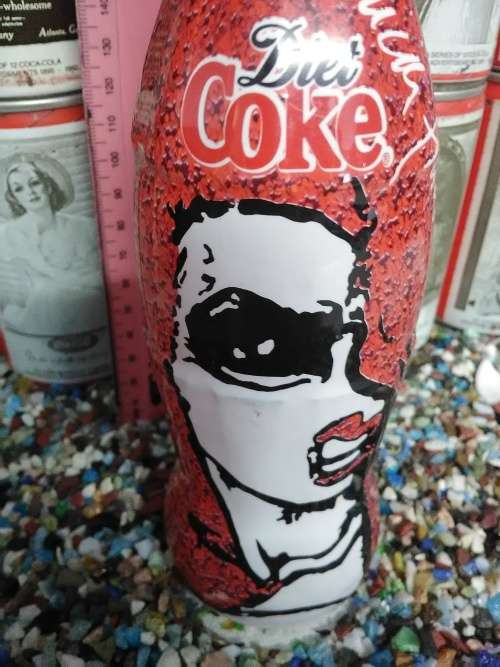 COCA COLA LIMITED EDITION BOTTEL - COLLECTORS ITEM !!