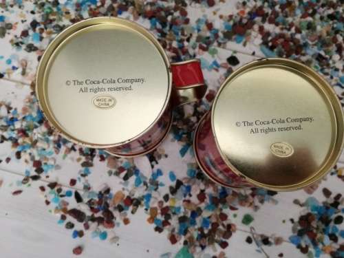 RETRO METAL TIN COCA COLA SALT AND PEPPER SHAKERS