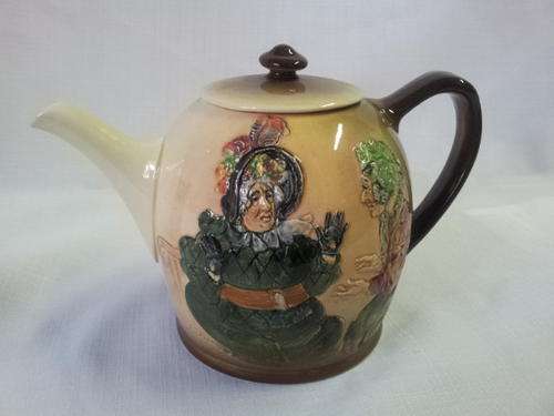 Royal Doulton Teapot  with 3 old ladies, perfect condition